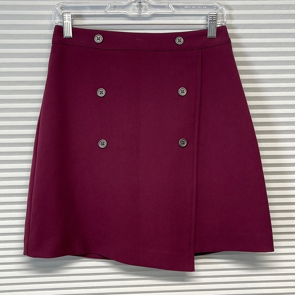 Banana Republic Factory NWT Burgundy Button Detailed Mini Skirt Size 0